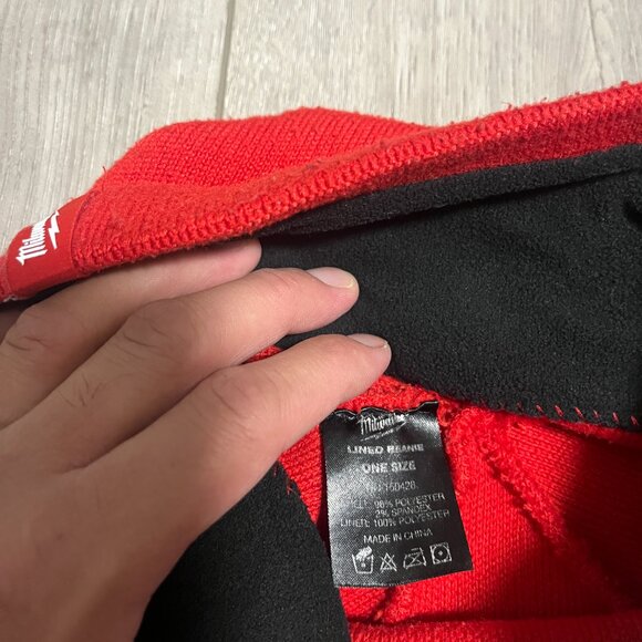 Milwaukee Beanie Winter Hat Red Toque - Picture 2 of 2
